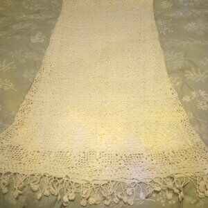 Newport News gorgeous Crocheted maxi skirt white lined size L New in bag!